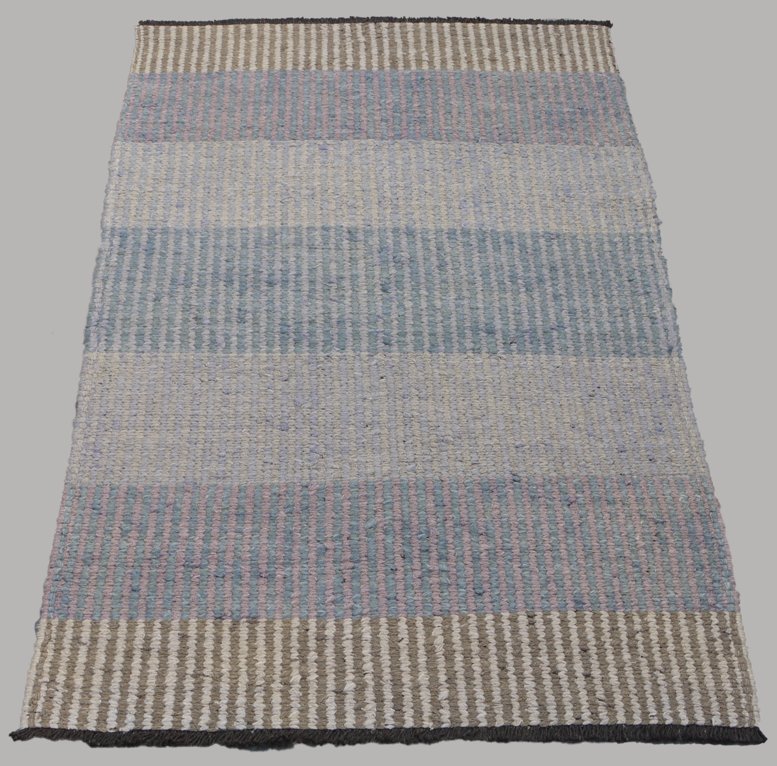 The Pastel Horizon – Looped Kilim 686 (128 × 201 cm) - Image 3