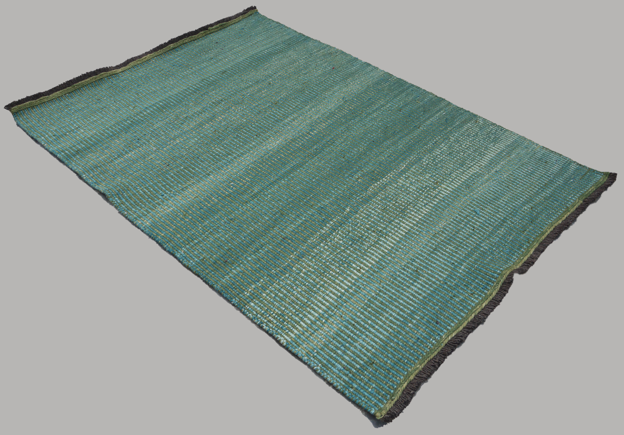 The Ocean Drift – Looped Kilim 687 (145 × 198 cm) - Image 3